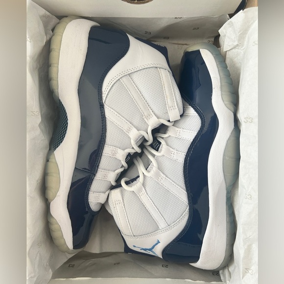 Air Jordan 11 Retro “Win Like ’82” - Size 5Y - Good Condition - Picture 13 of 15